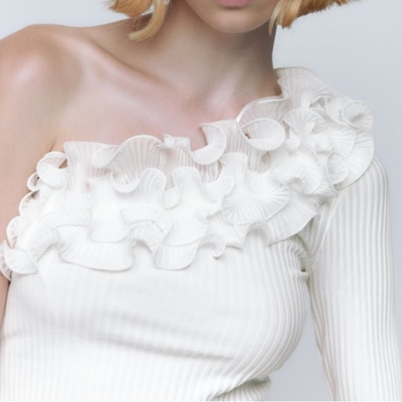 NWT zara asymmetrical white top - Picture 3 of 6